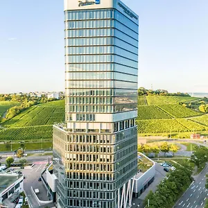 Radisson Blu At Porsche Design Tower 4* Stuttgart